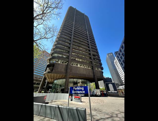 89M² BUILDING TO LET IN CAPE TOWN CITY CENTRE